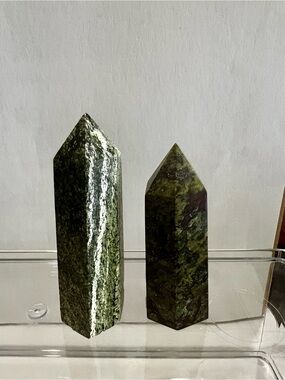 Green Serpentine & Blood Stone Towers - Polished Healing Points